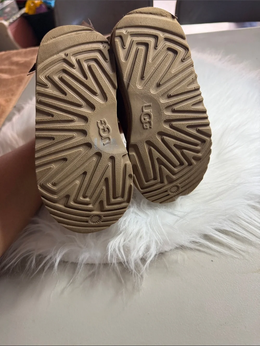 Kids UGG sheepskin boots